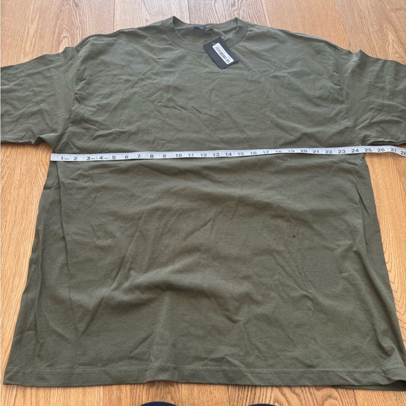 NWT OAK + FORT OLIVE GREEN OVERSIZED T-SHIRT - L - Picture 8 of 11